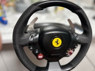 Lote PS4: 3 Juegos, 2 Mandos, Volante y Pedales