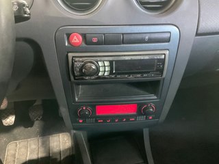 SEAT Ibiza Sport 1.4 100 CV (74 kW)