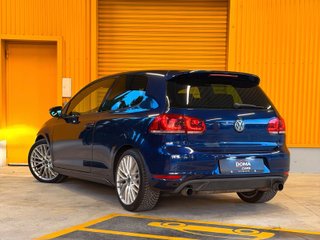 Volkswagen Golf GTI DSG 2.0 TSI 210cv