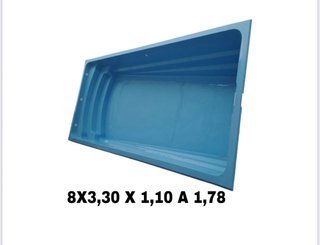 Piscinas de poliéster azul y gris