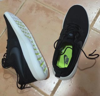 Zapatillas Nike Roshe Two Negras Blancas