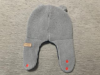 Gorro infantil con orejas y cara de monstruo