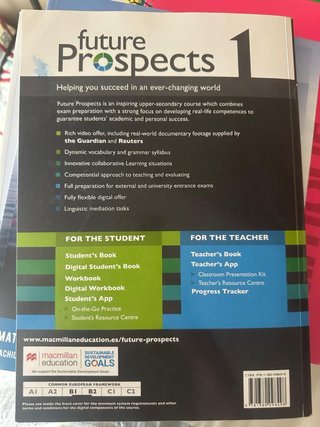 FUTURE PROSPECTS 1 Student's book: libro de tex...