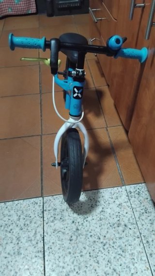 Bicicleta de aprendizaje B'TWIN azul