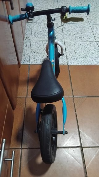 Bicicleta de aprendizaje B'TWIN azul