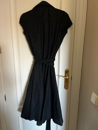 Vestido negro estilo años 60