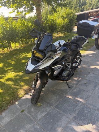 BMW R1250 GS 2023 full incluida maletas