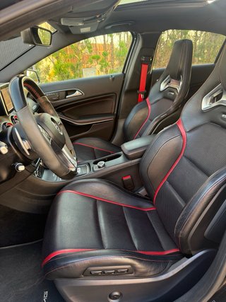 Mercedes A45 AMG W176