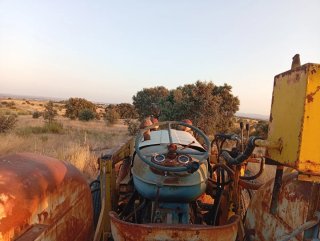 Tractor Ebro Super 55 con pala