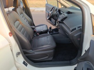 Ford EcoSport 2014