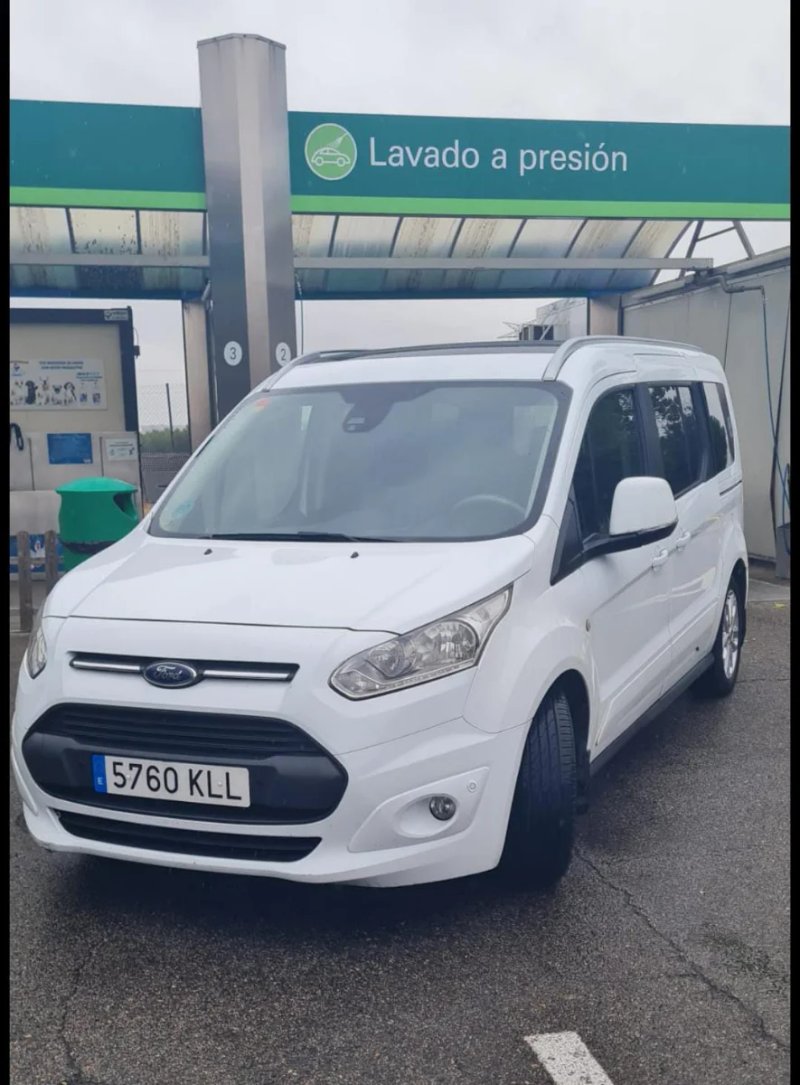 Ford Grand Tourneo Connec 2018 - foto 1