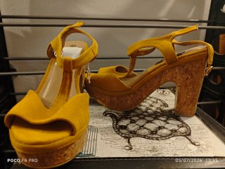 Sandalias Refresh Tacon Corcho Talla 41