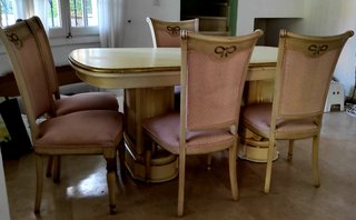 Mesa extensible 1.8m a 3m + 5 sillas