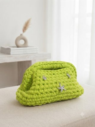 Clutch verde lime fatta a mano con conchiglie