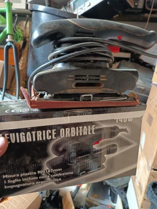 Levigatrice Orbitale 140W