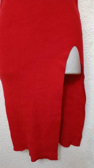 Vestido Midi Rojo Escote Corazón