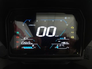 VOGE 525 DSX 2023 14866 kms.