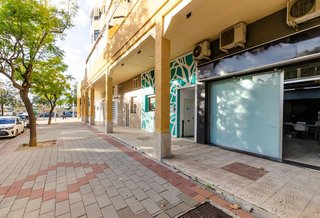 Local comercial en venta en Teatinos en Málaga