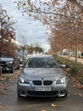 BMW Serie 5 2006 DISTINTIVO B