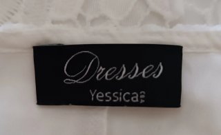 Vestido Yessica encaje blanco Talla M/L.
