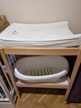 Cambiador bebé madera 0-12 meses y bañera incluida