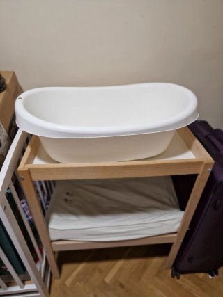 Cambiador bebé madera 0-12 meses y bañera incluida