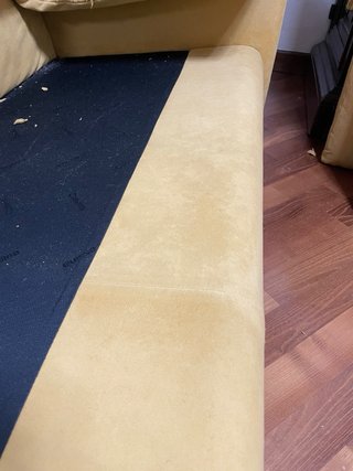Divano giallo in tessuto, DA RINFODERARE