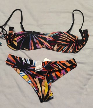 Bikini Desigual estampado tropical