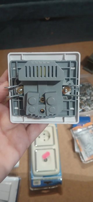 Lote enchufes interruptor