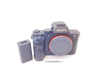 camara digital evil sony alpha 7 ii (ilce-7m2)