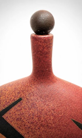 Escultura cerámica contemporánea autor