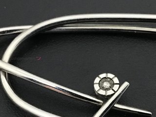 colgante oro 18k con piedra con diamante
