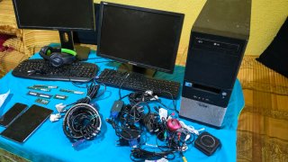 Lote Cables PC y Auriculares