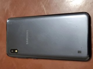 Samsung Galaxy A10 Negro