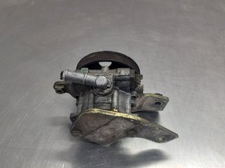 BOMBA DIRECCION NISSAN PRIMERA BERL./ TRAVELLER (