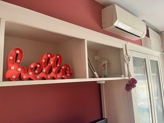 Mueble de salón blanco