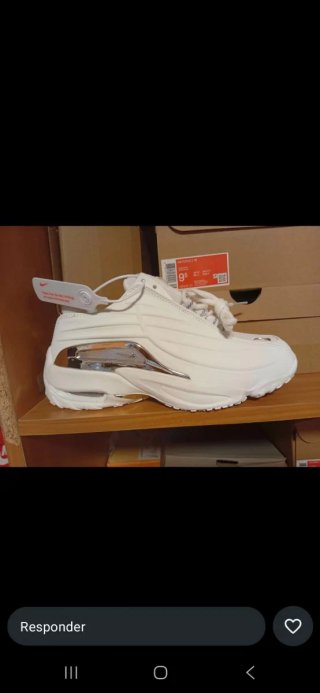 Nike P6000 Plata y Blanco
