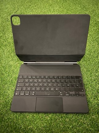 iPad Pro 12,9” 4ª gen. 128 GB + Magic Keyboard