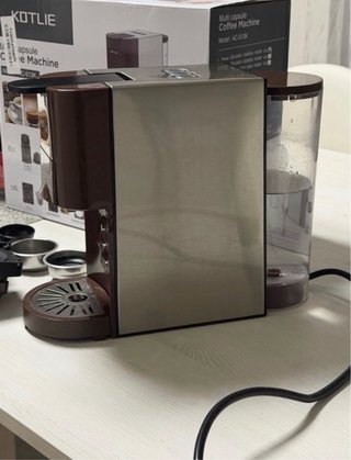 Cafetera multi capsula KOTLIE AC-513K Marrón