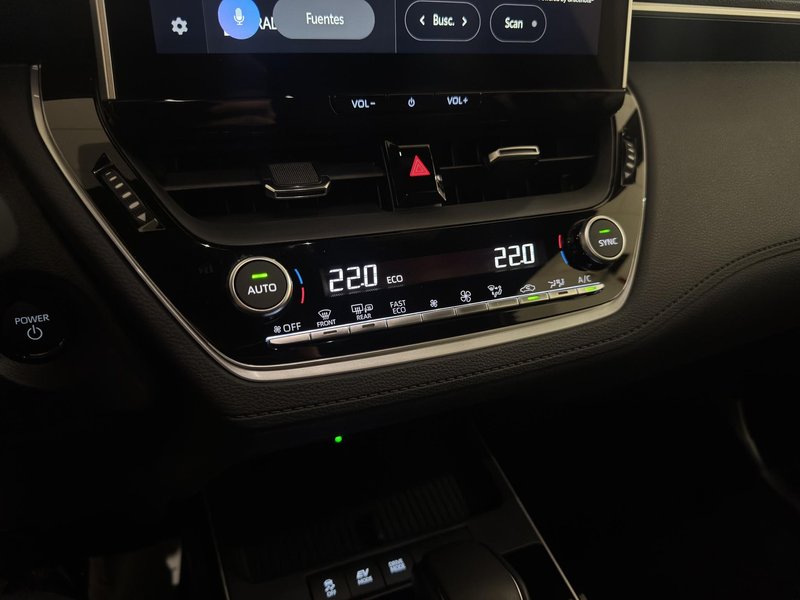 Toyota Corolla Cross Hybrid 200 Style 2025, foto 26