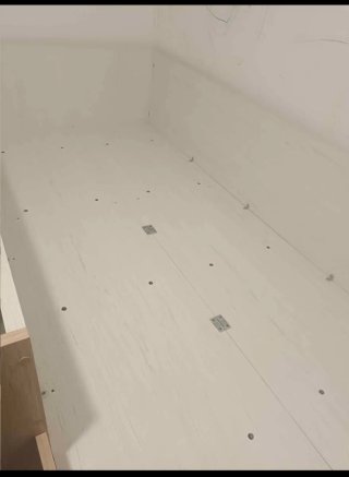 Litera de madera con cajones