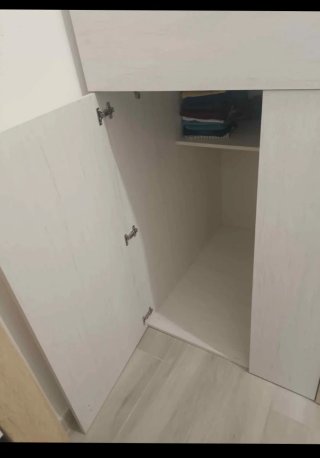 Litera de madera con cajones