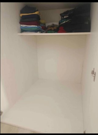 Litera de madera con cajones