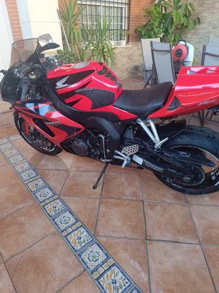 Honda CBR 1000 RR 2007