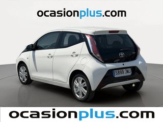 Toyota Aygo 1.0 70 x-play 51 kW (69 CV)