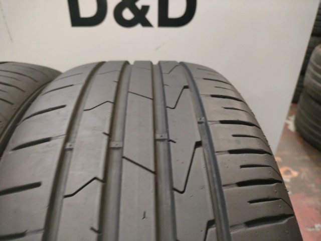 Neumáticos de ocasión 215/55 R17 94V