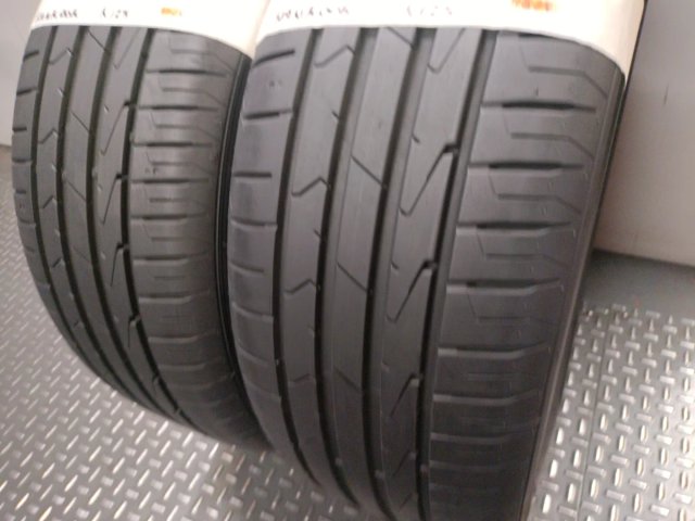 Neumáticos de ocasión 215/55 R17 94V