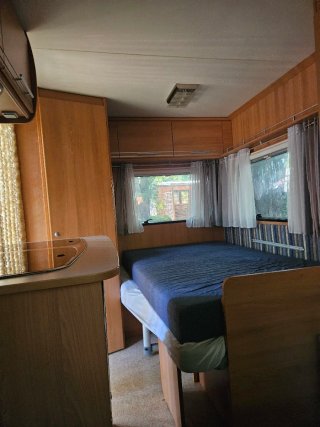 Caravana Sterckeman Starlett 390, menos 750kg