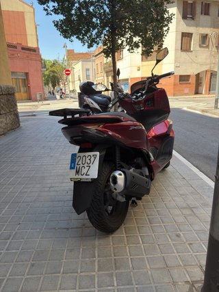 Honda PCX 125cc Rojo Oscuro
