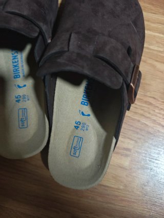 Zuecos Birkenstock Marrones